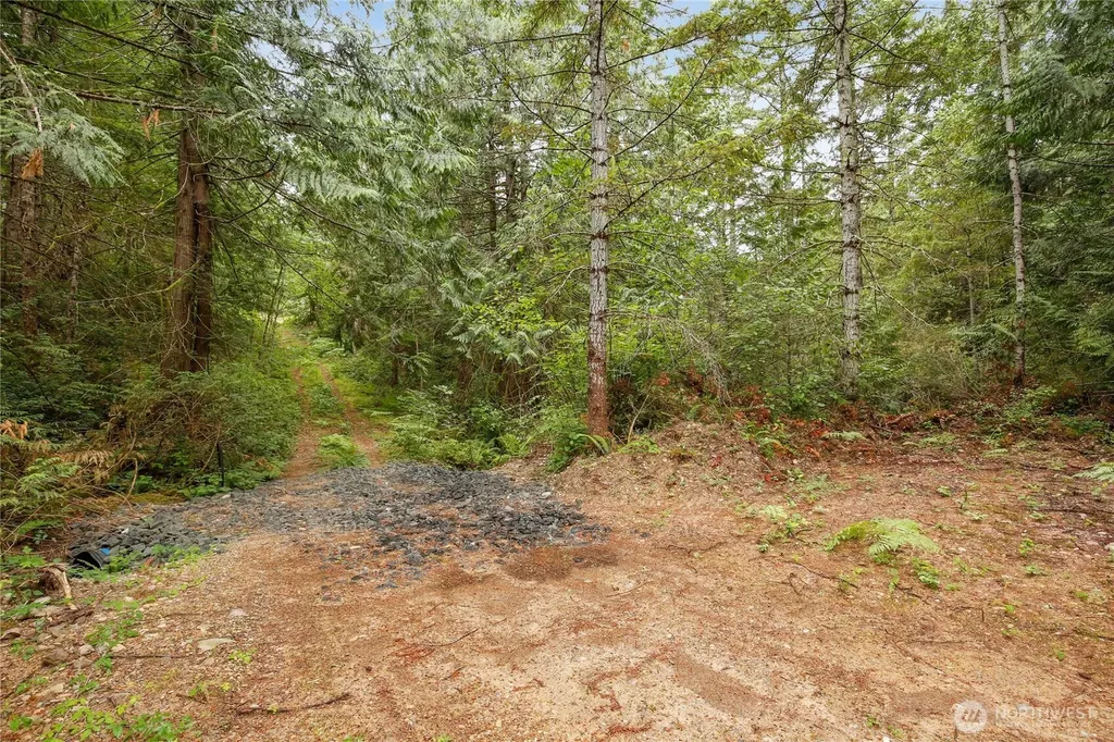 1171 W Camp Sundown Road Bremerton WA 98312