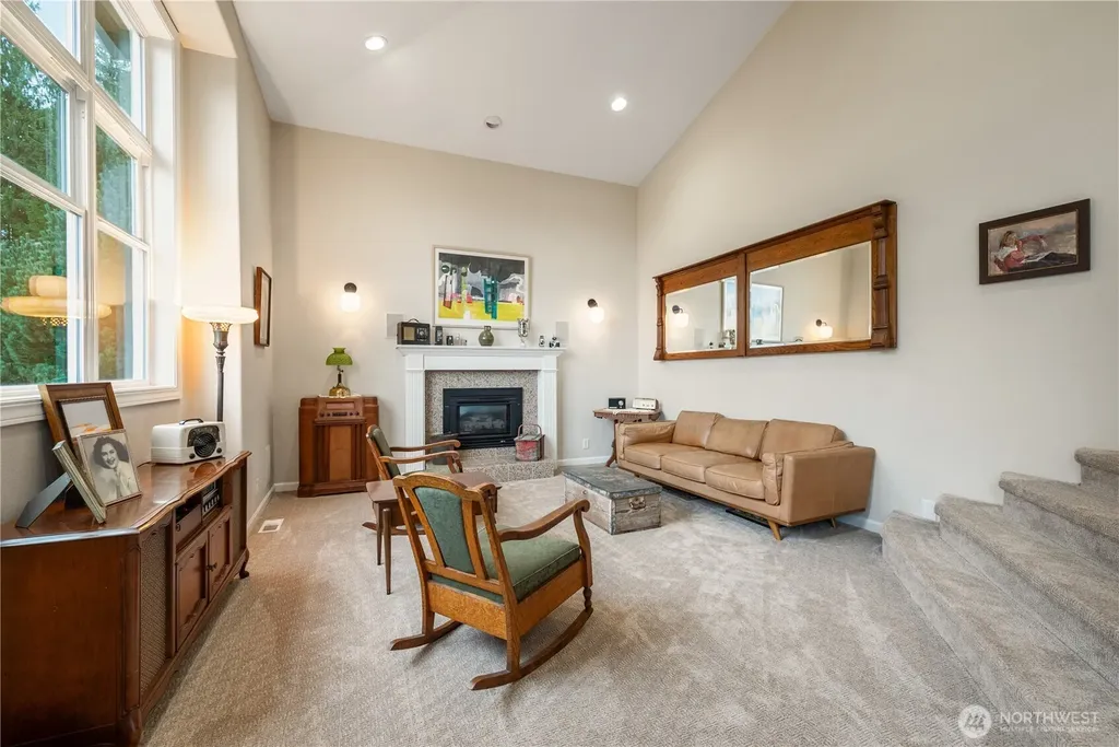 250 St James Place Longview WA 98632