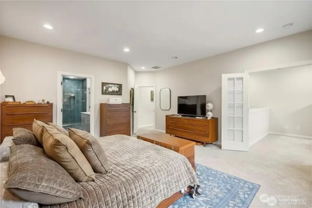 250 St James Place Longview WA 98632