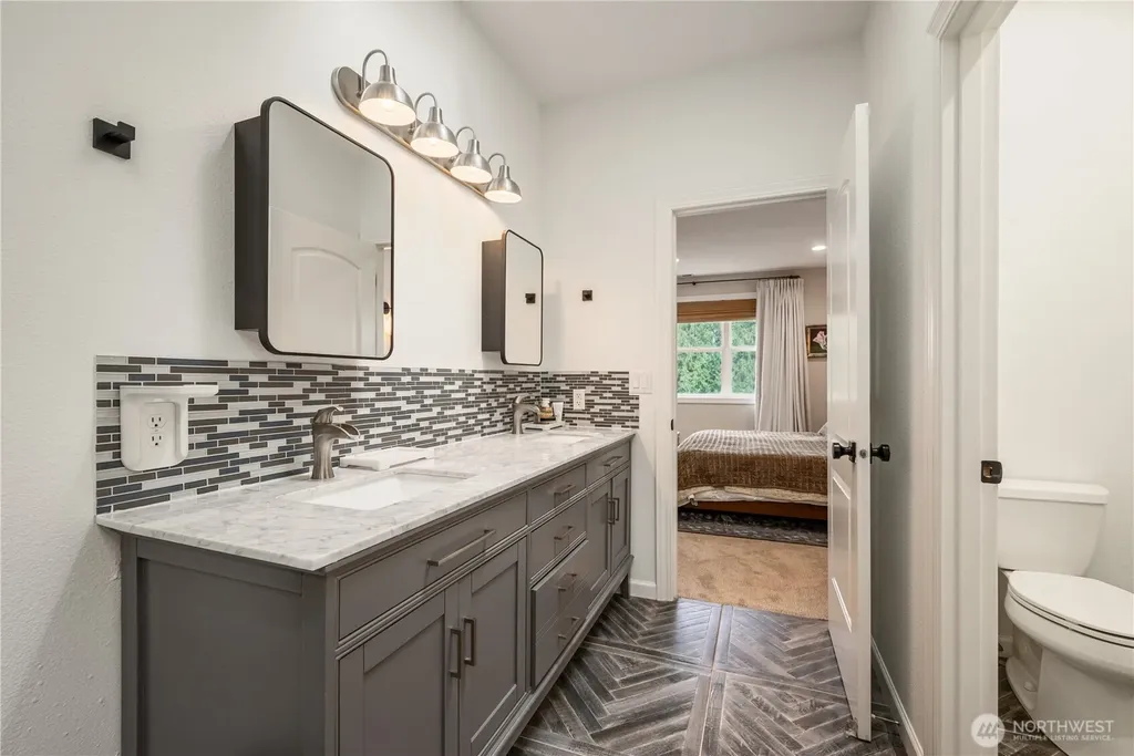 250 St James Place Longview WA 98632