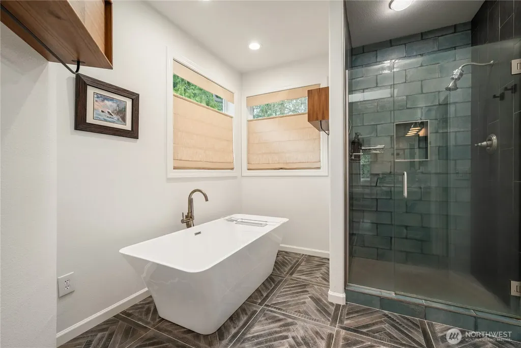250 St James Place Longview WA 98632
