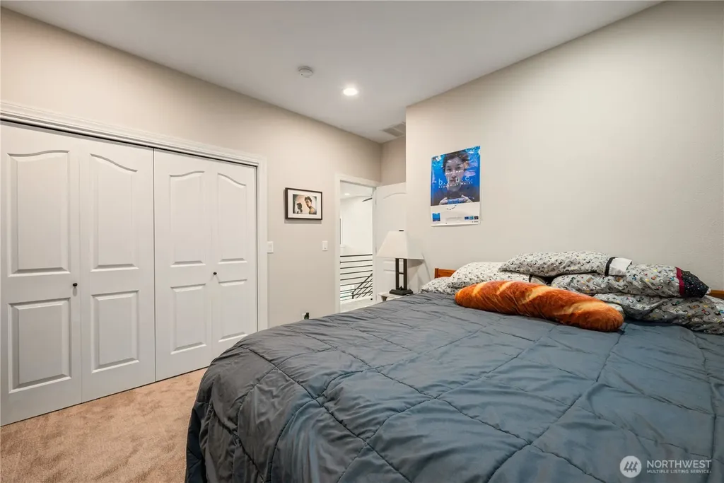 250 St James Place Longview WA 98632