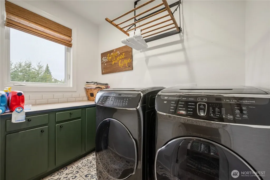 250 St James Place Longview WA 98632