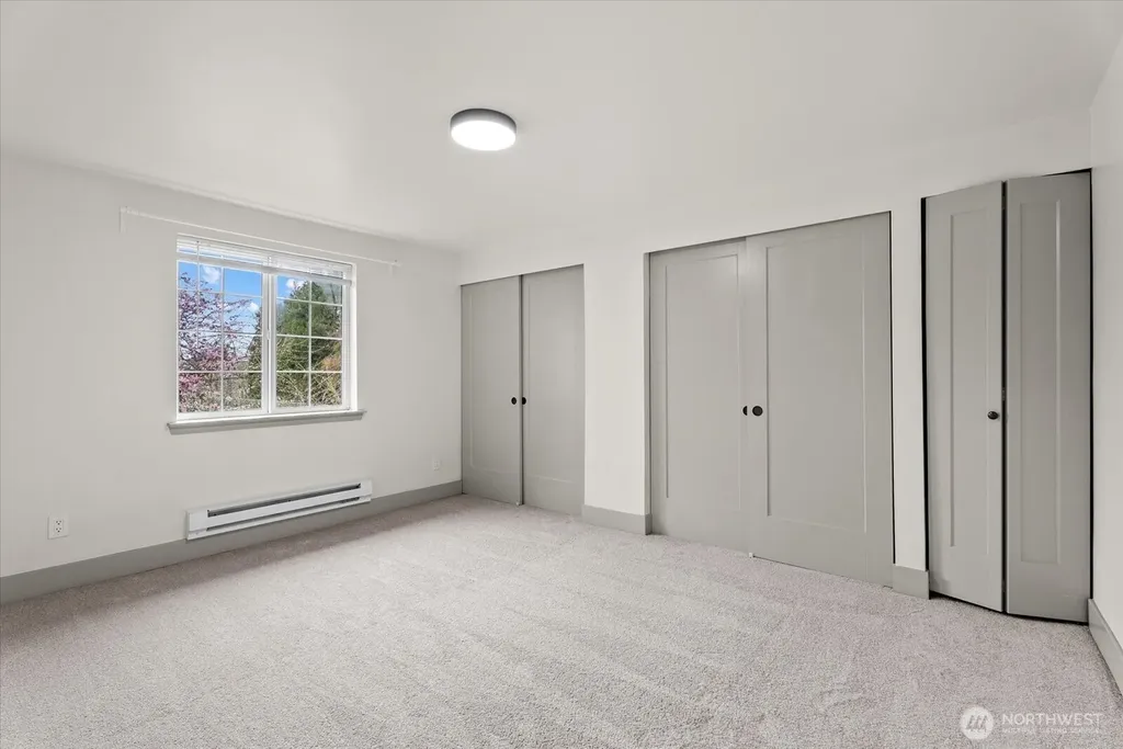 10501 SE 250th Place Kent WA 98031