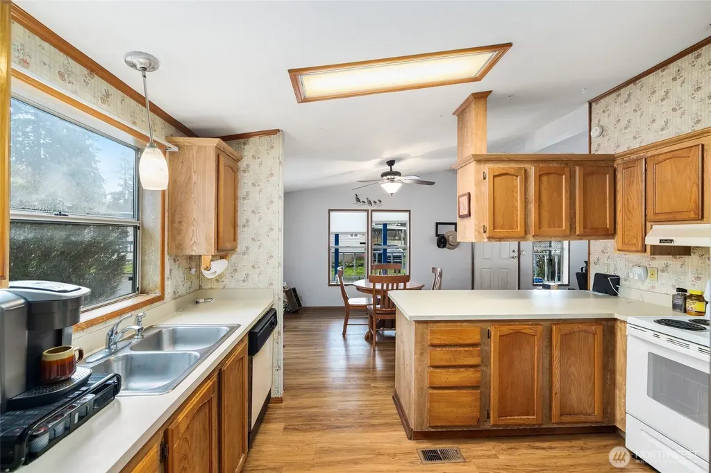 11122 127th Street Ct E Puyallup WA 98374