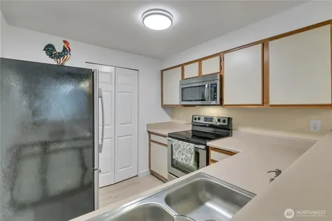 13209 Newcastle Way Newcastle WA 98059