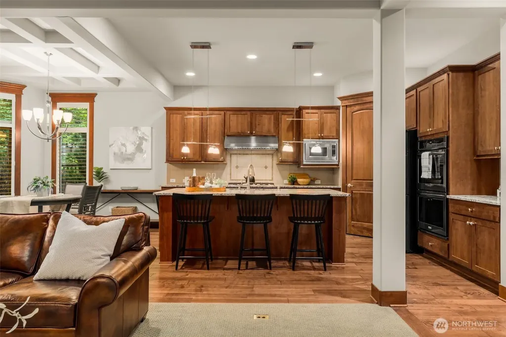 25812 SE 28th Place Sammamish WA 98075