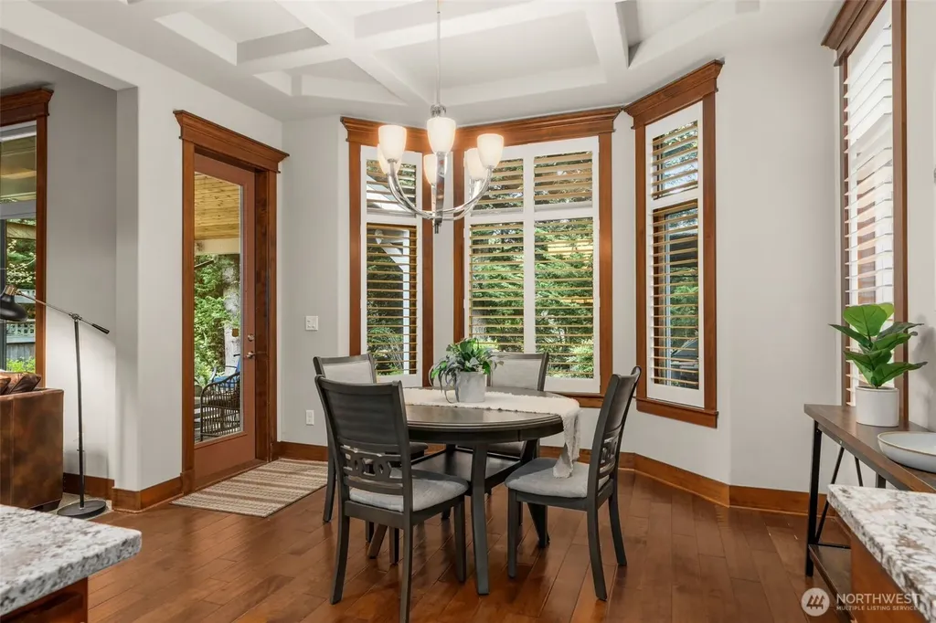 25812 SE 28th Place Sammamish WA 98075