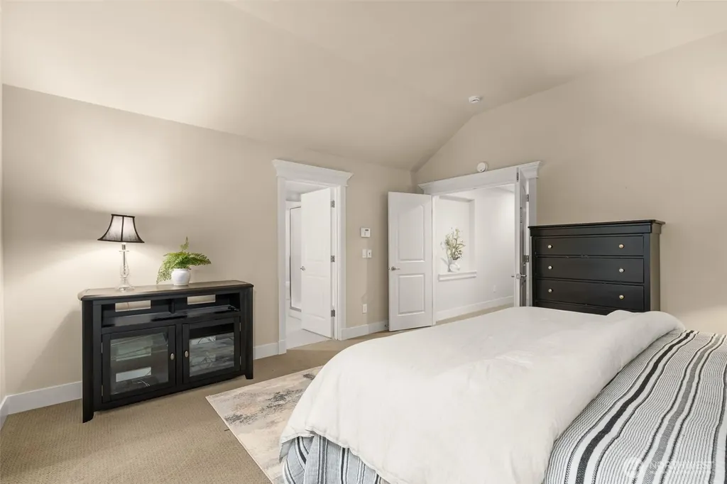 25812 SE 28th Place Sammamish WA 98075
