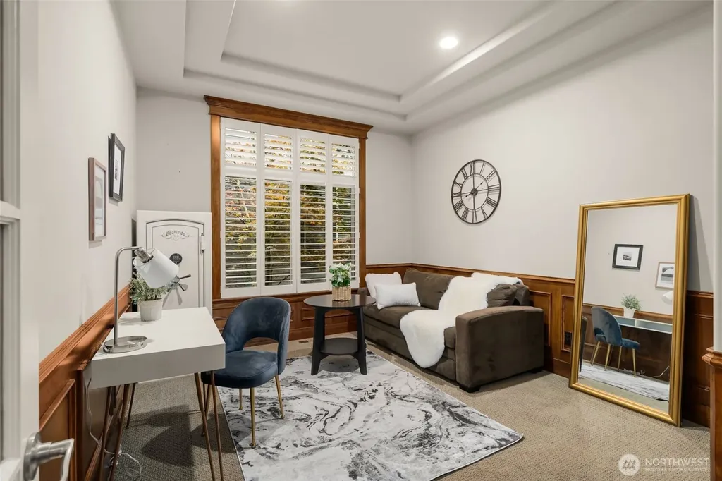 25812 SE 28th Place Sammamish WA 98075