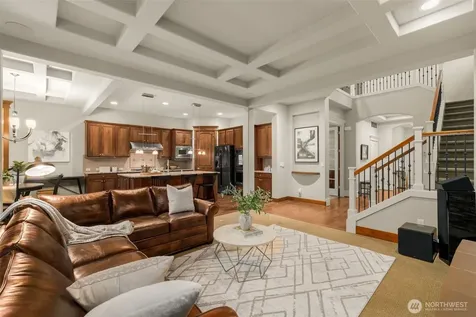 25812 SE 28th Place Sammamish WA 98075