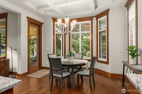 25812 SE 28th Place Sammamish WA 98075