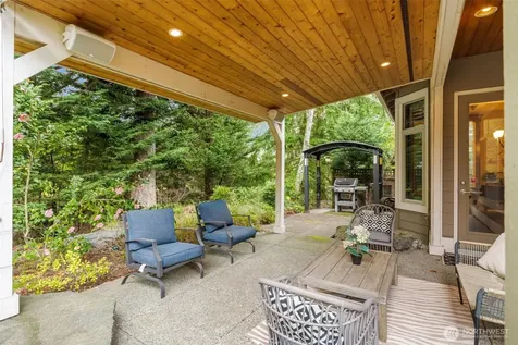 25812 SE 28th Place Sammamish WA 98075