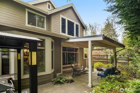 25812 SE 28th Place Sammamish WA 98075