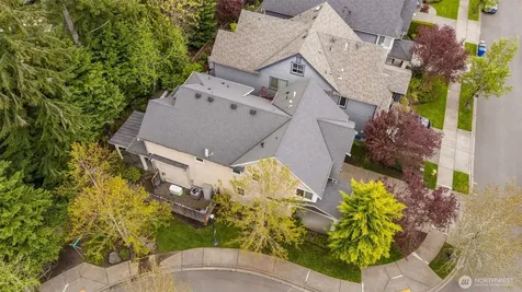 25812 SE 28th Place Sammamish WA 98075