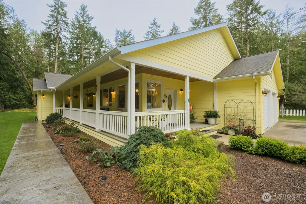 72 Doe Place Sequim WA 98382