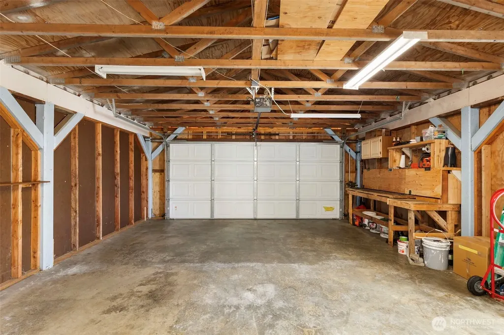 1961 E Mason Lake Drive E Grapeview WA 98546