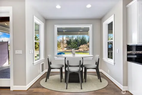 15021 Willow Drive Marysville WA 98271