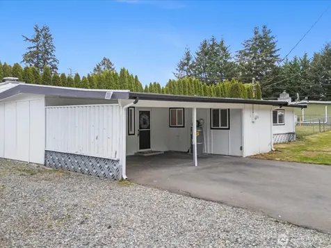 4911 97th Street E Tacoma WA 98446