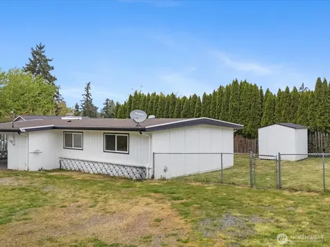 4911 97th Street E Tacoma WA 98446