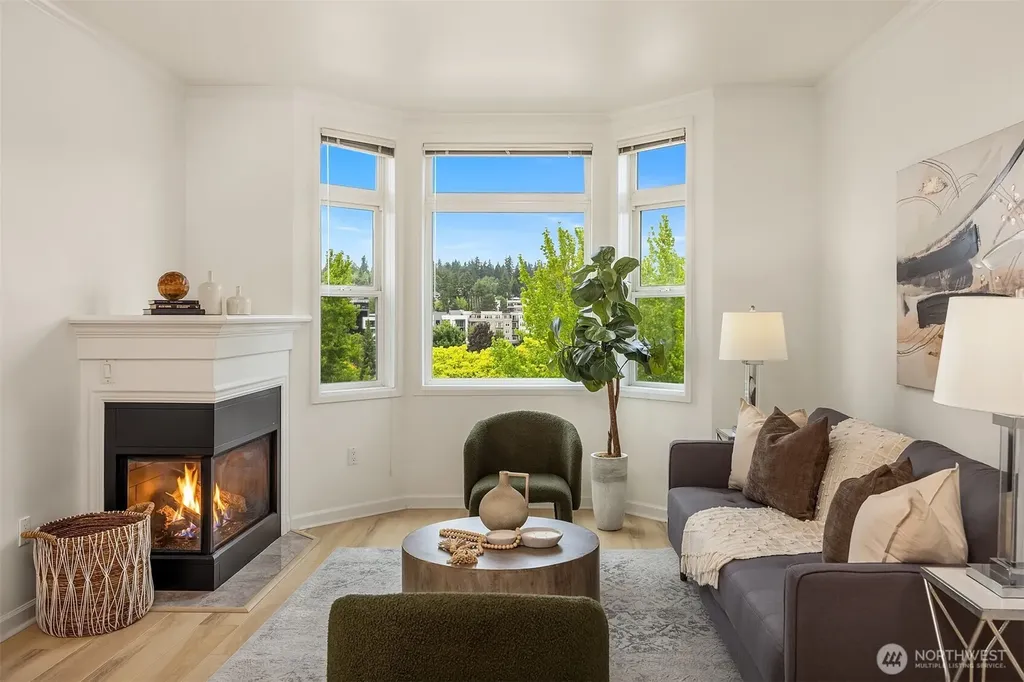 122 S State Street Kirkland WA 98033