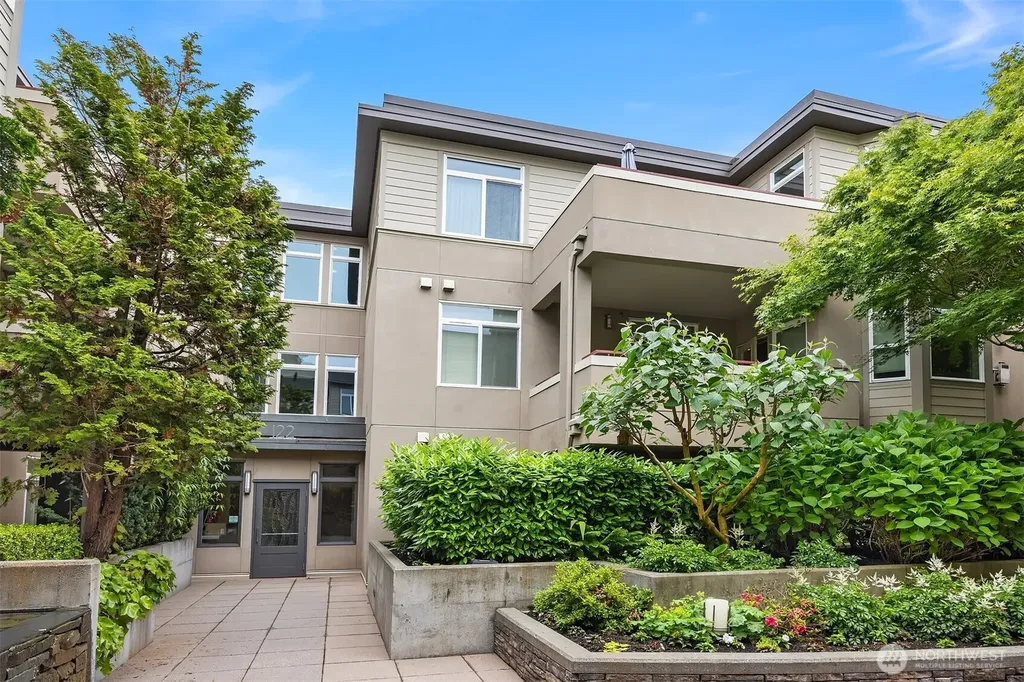 122 S State Street Kirkland WA 98033