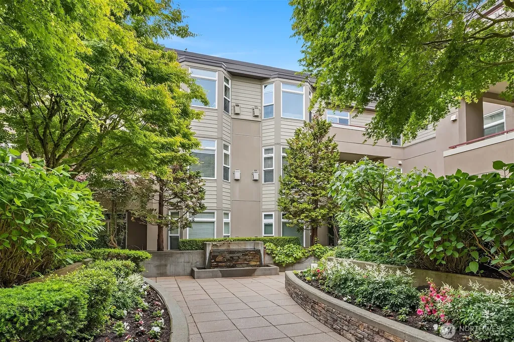122 S State Street Kirkland WA 98033