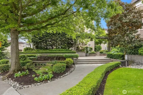 122 S State Street Kirkland WA 98033