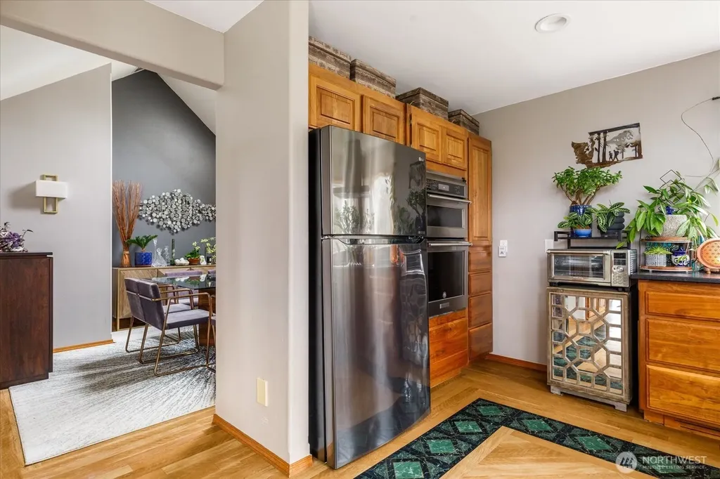 2011 Sandusky Road Oak Harbor WA 98277