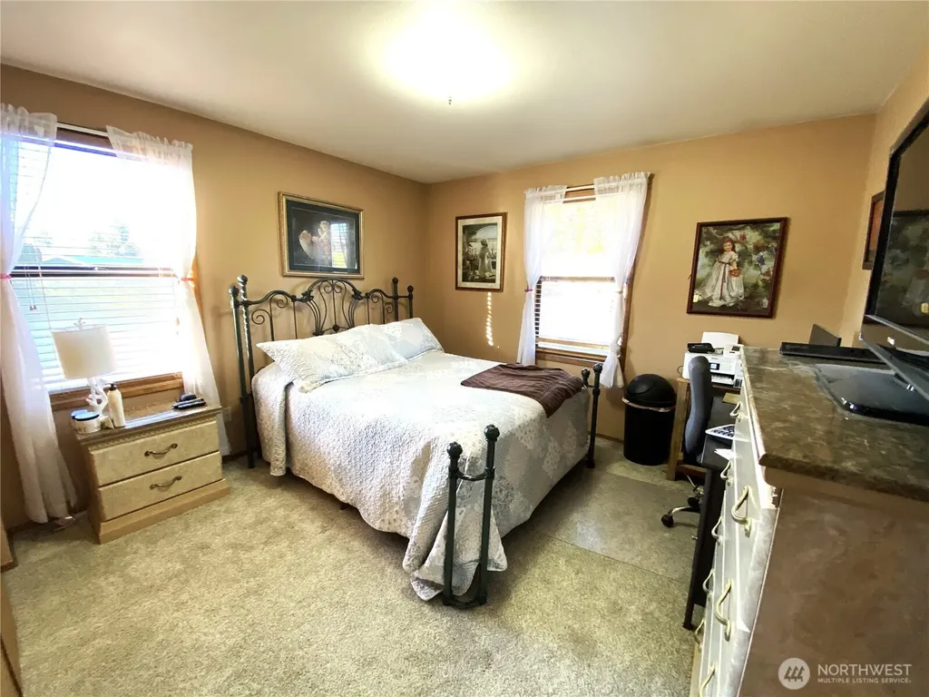 986 Highline Drive East Wenatchee WA 98802