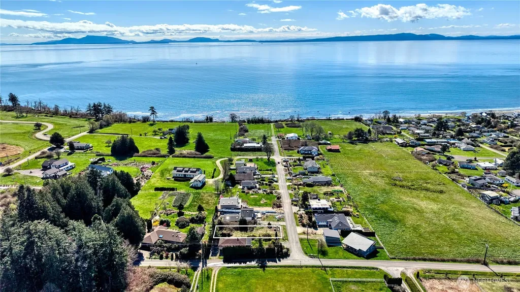 610 Highland Drive Point Roberts WA 98281