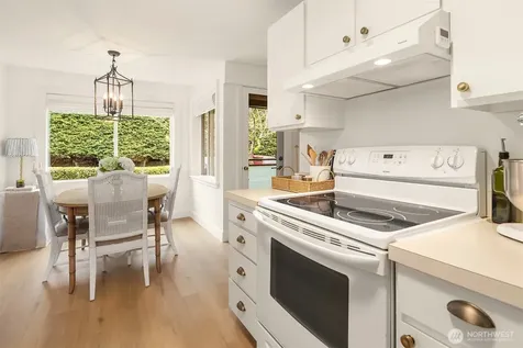7001 Sand Point Way NE Seattle WA 98115