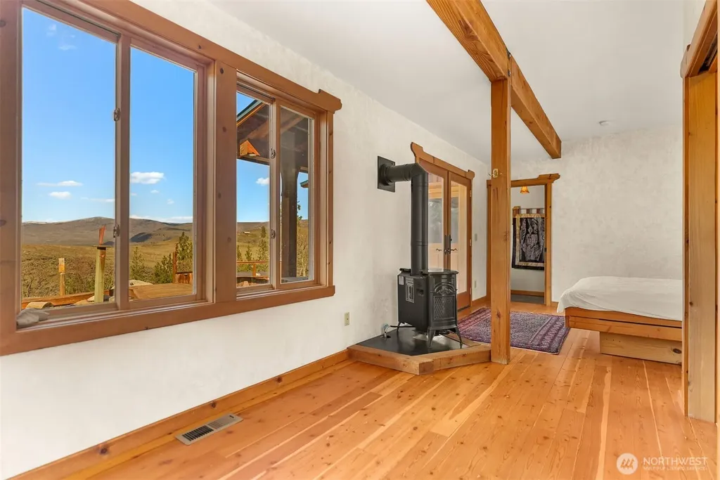 117 Vintin Road Carlton WA 98814