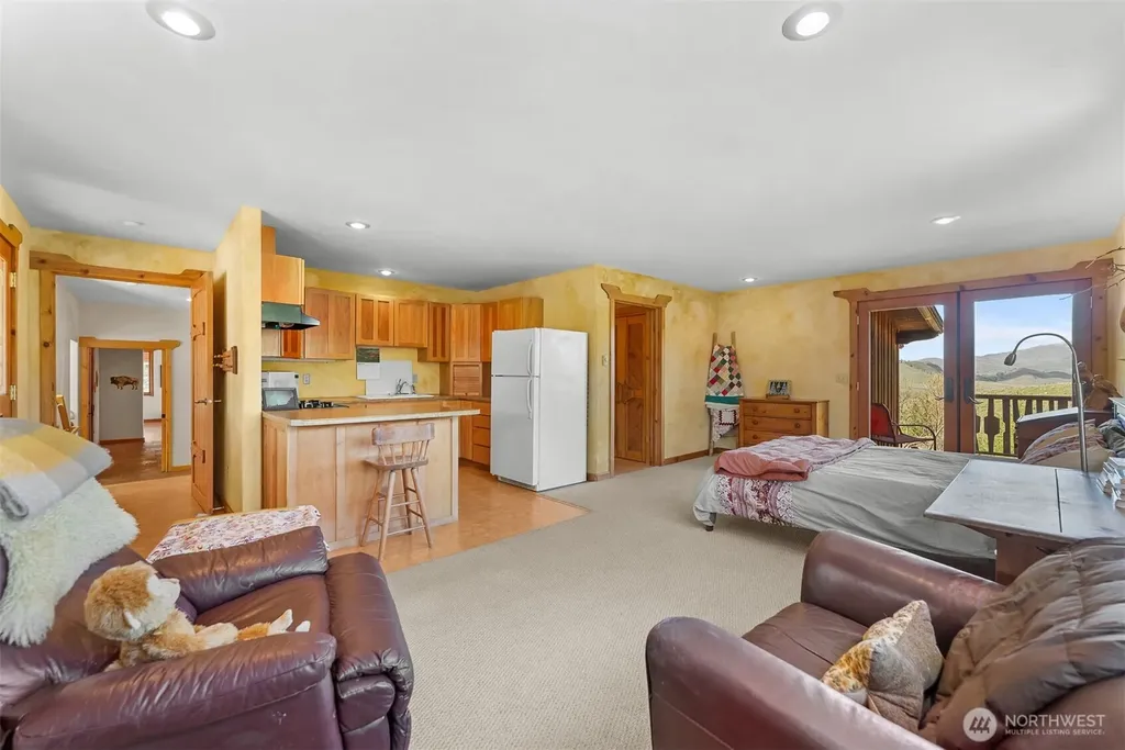 117 Vintin Road Carlton WA 98814