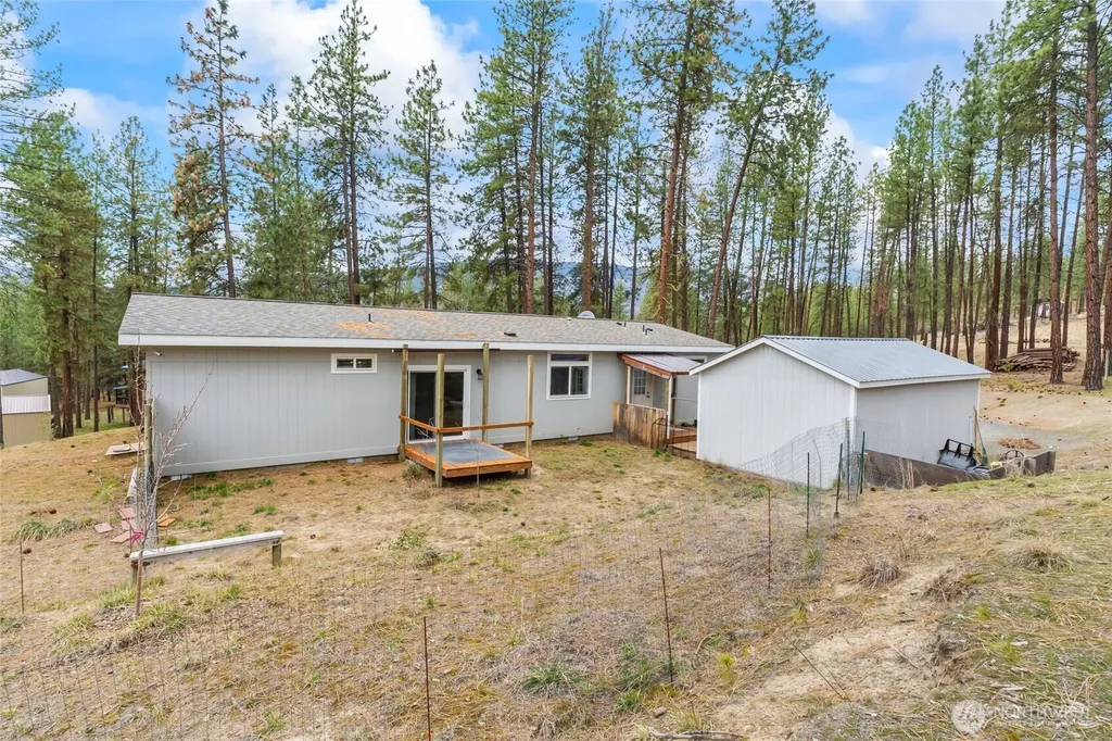 1477 College Lane Kettle Falls WA 99141