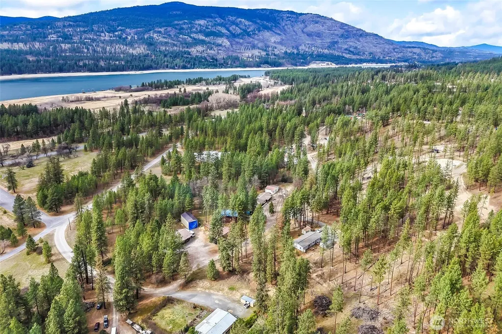 1477 College Lane Kettle Falls WA 99141