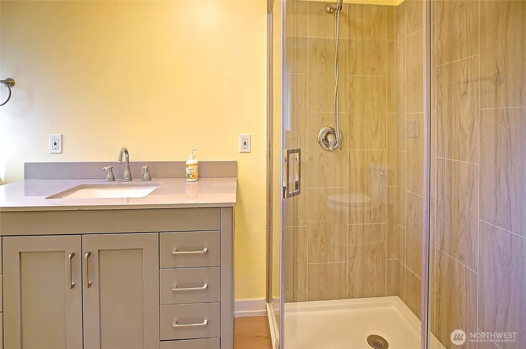 566 Sundin Drive Camano Island WA 98282