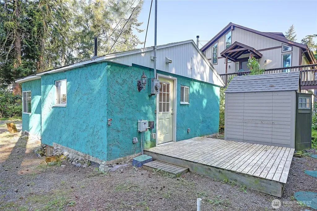 566 Sundin Drive Camano Island WA 98282