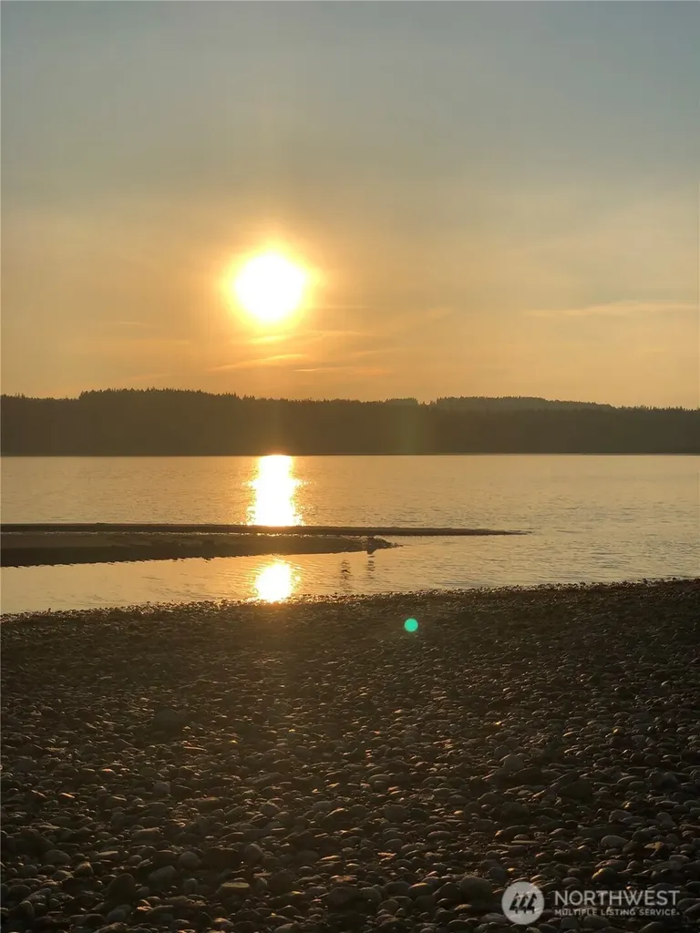 566 Sundin Drive Camano Island WA 98282
