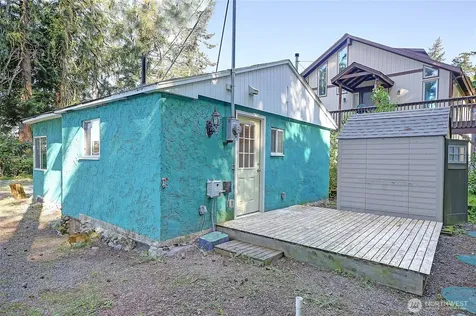 566 Sundin Drive Camano Island WA 98282