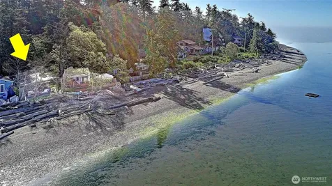 566 Sundin Drive Camano Island WA 98282