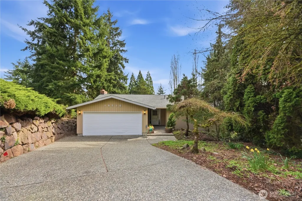 18510 66th Avenue NE Kenmore WA 98028