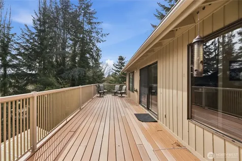 18510 66th Avenue NE Kenmore WA 98028