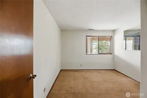 18510 66th Avenue NE Kenmore WA 98028