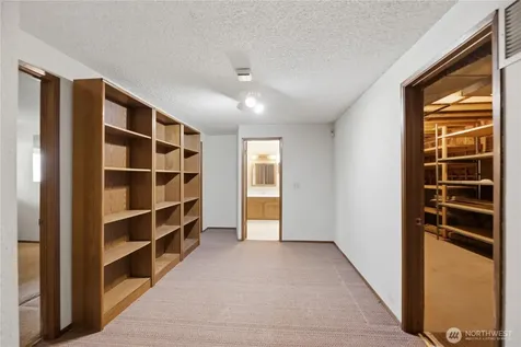 18510 66th Avenue NE Kenmore WA 98028