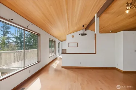 18510 66th Avenue NE Kenmore WA 98028