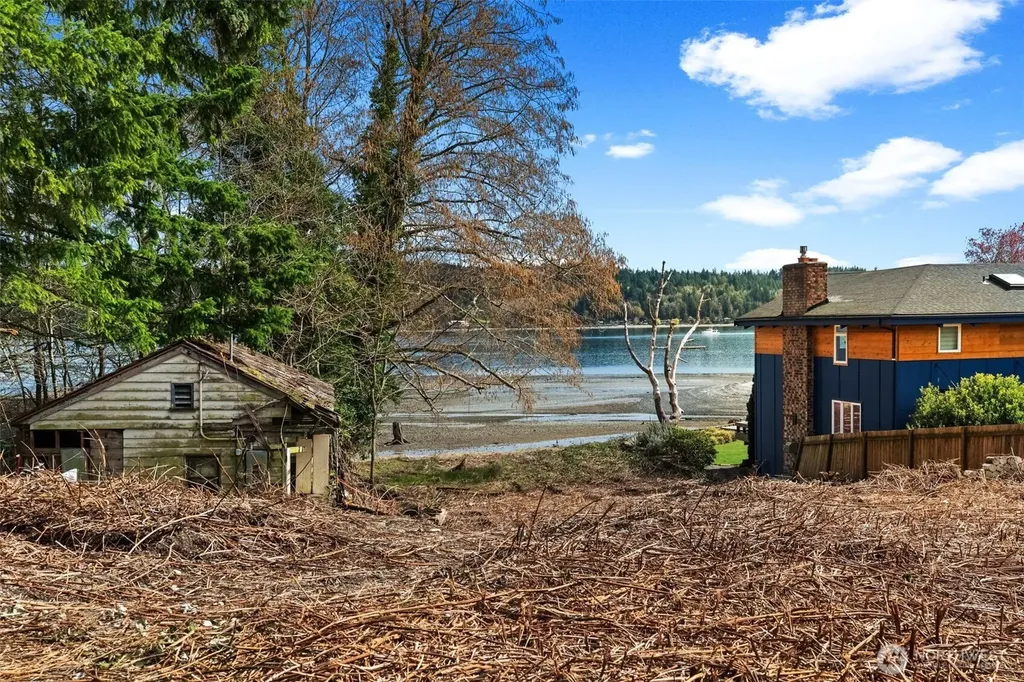 5280 Illahee Road NE Bremerton WA 98311