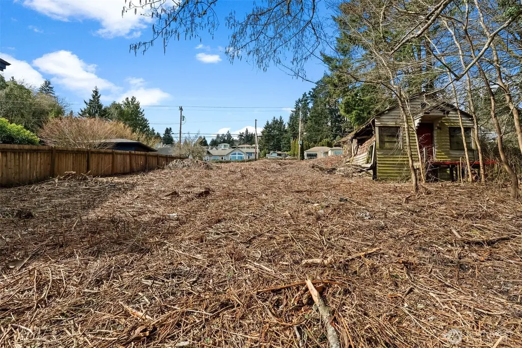 5280 Illahee Road NE Bremerton WA 98311