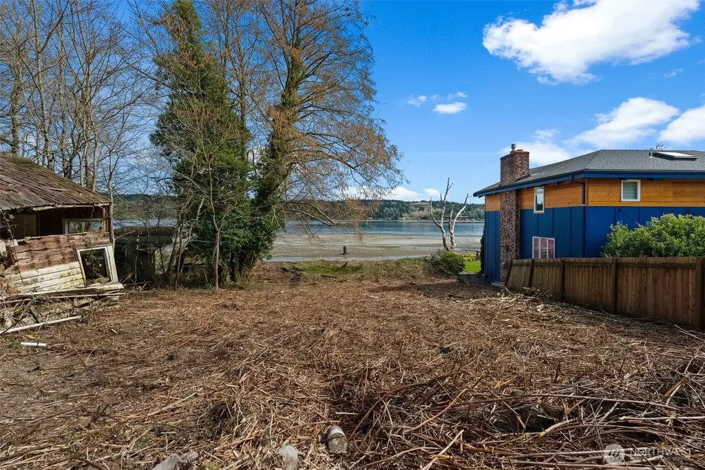 5280 Illahee Road NE Bremerton WA 98311