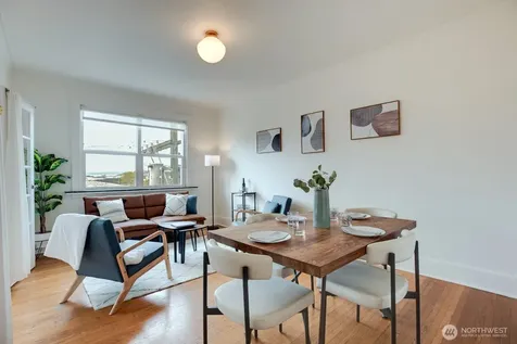214 Summit Avenue E Seattle WA 98102